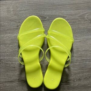 H&M Yellow Slide Sandals with Modern Design